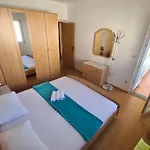 Barbaric Appartement *