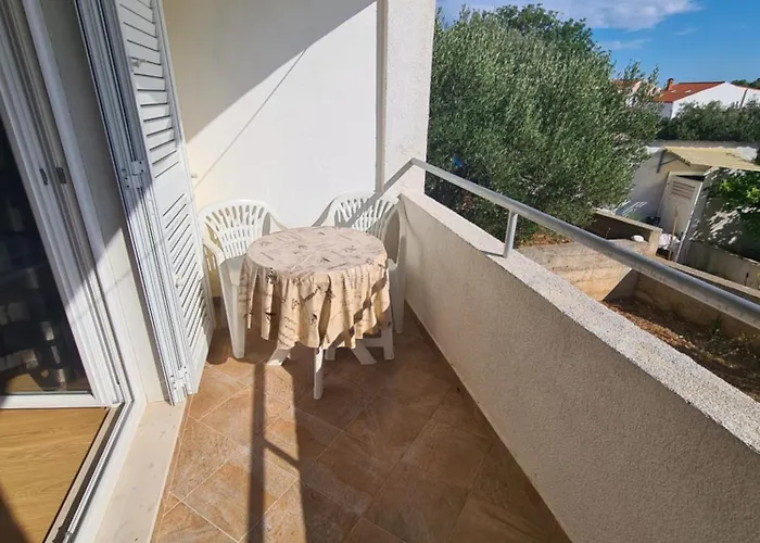 Апартаменти Barbaric *