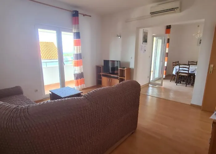 Апартаменти Barbaric *